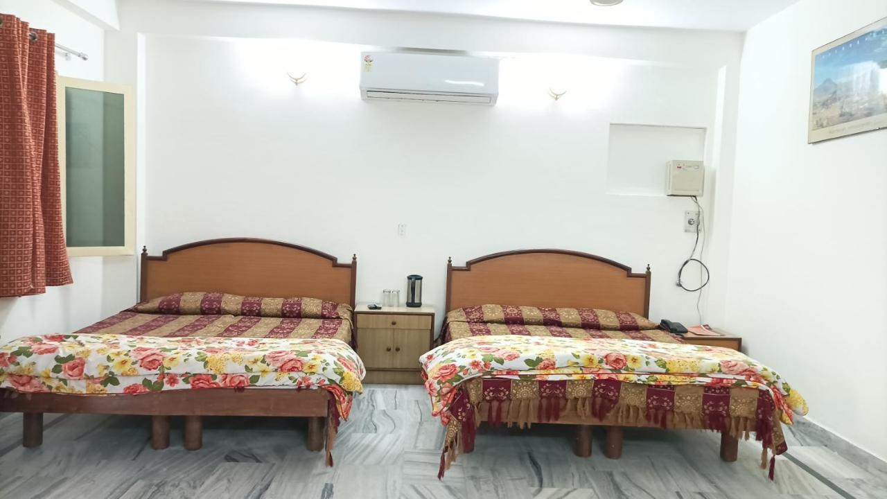 Hotel Siddharth Dehradun Exterior foto